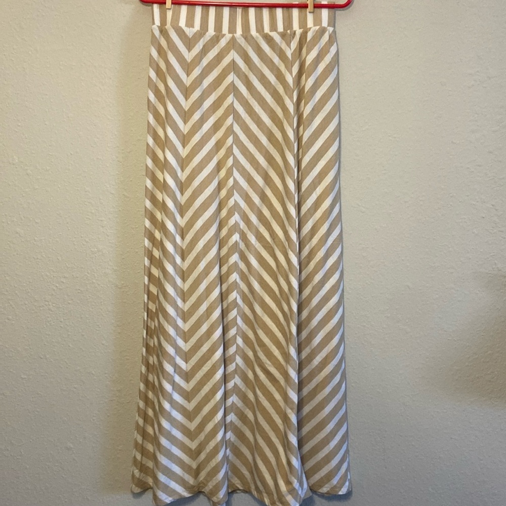 Maurices size small maxi skirt